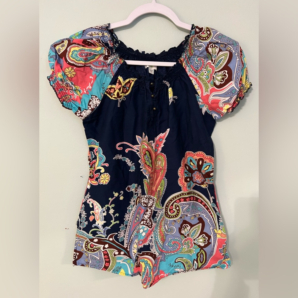 Healing Hands Scrub Top Womens Size XS Nurse‎ Teacher Shirt Paisley Design